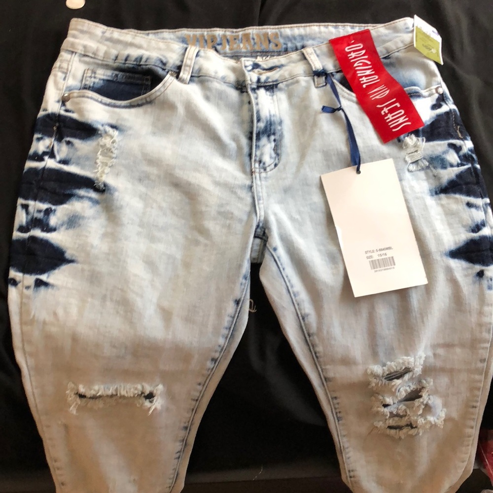 Ripped jeans